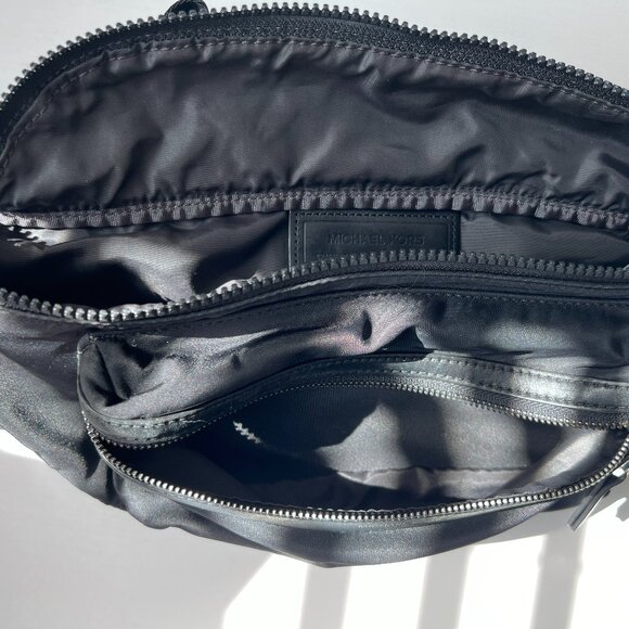 Michael Kors Mens Black Nylon Waist Bag - USED - Picture 6 of 6